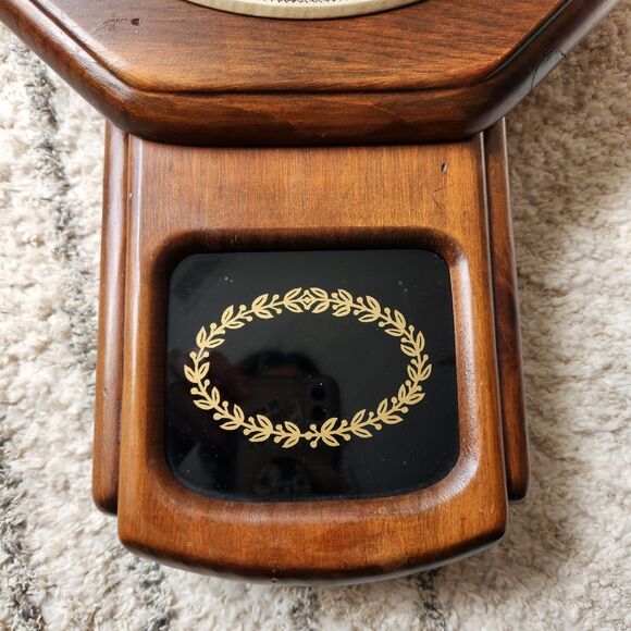 VTG Mid Century New England Bristol Conn Wood Wall Clock Floral Cottage WORKS - Picture 6 of 10